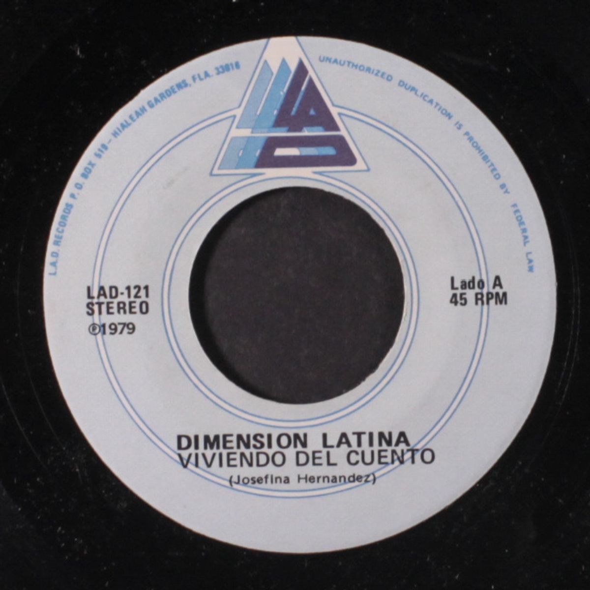 viviendo del cuento / combinacion latina no. 3 by DIMENSION LATINA