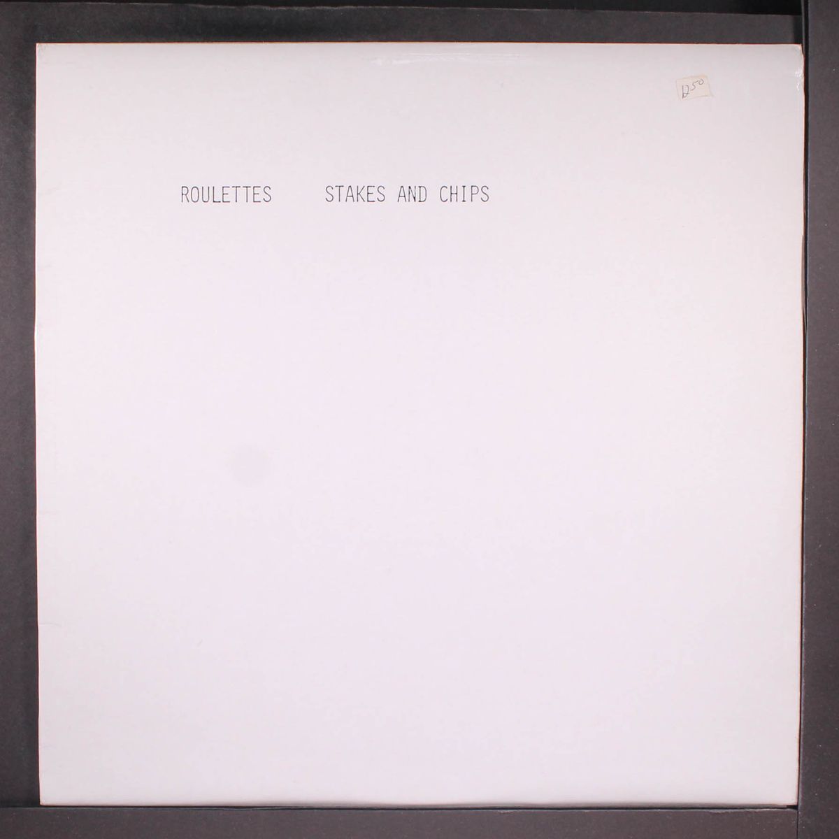 stakes and chips by ROULETTES