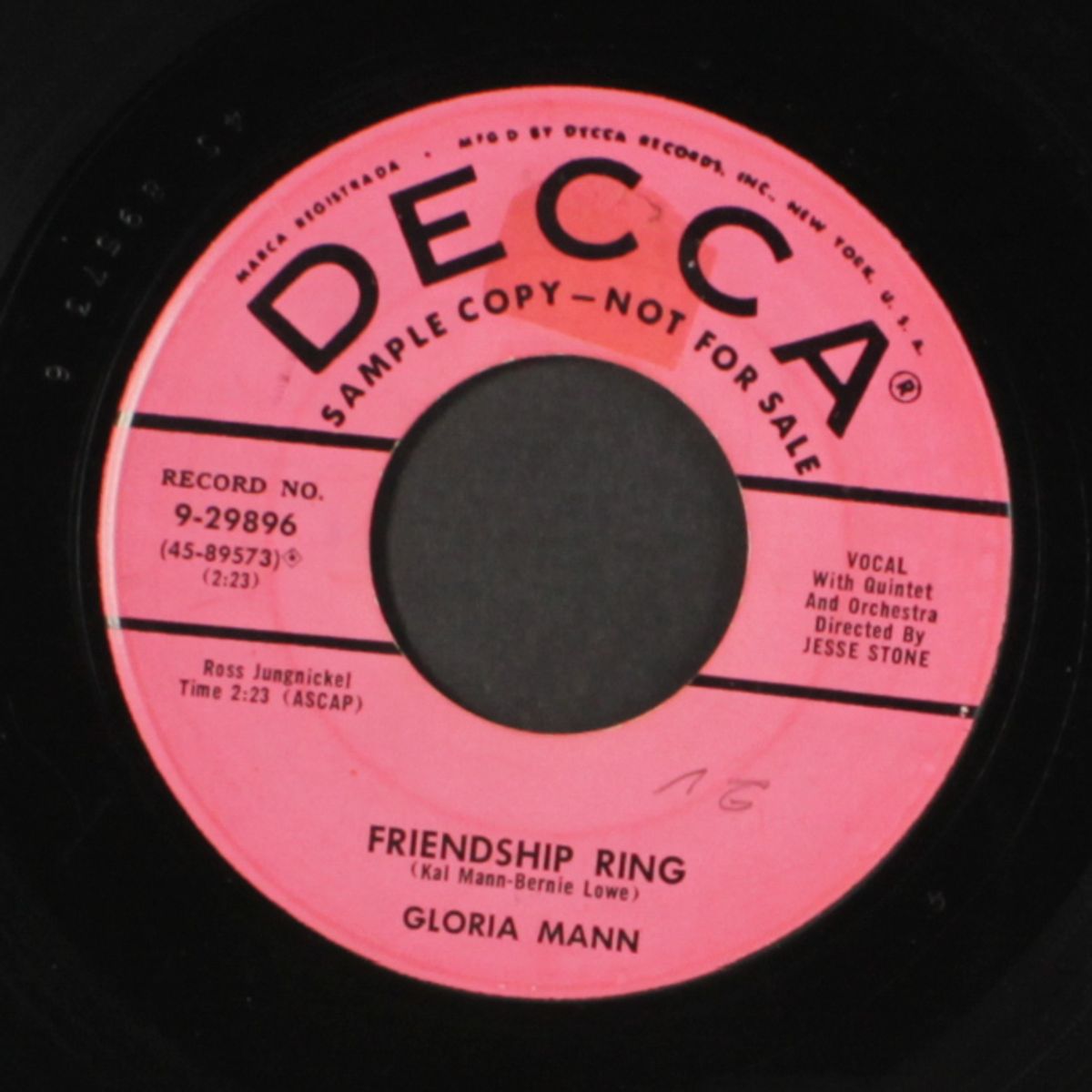 friendship ring / one heart by GLORIA MANN