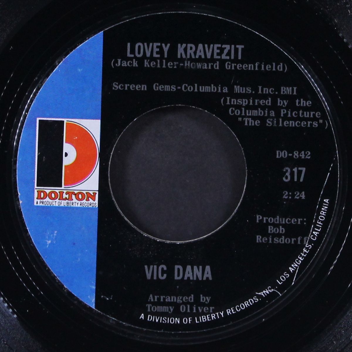 lovely kravezit / hello roommate by VIC DANA