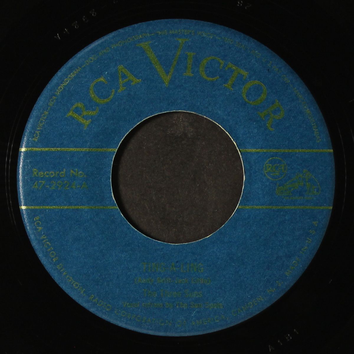 ting-a-ling / everybody kiss the bride by THREE SUNS