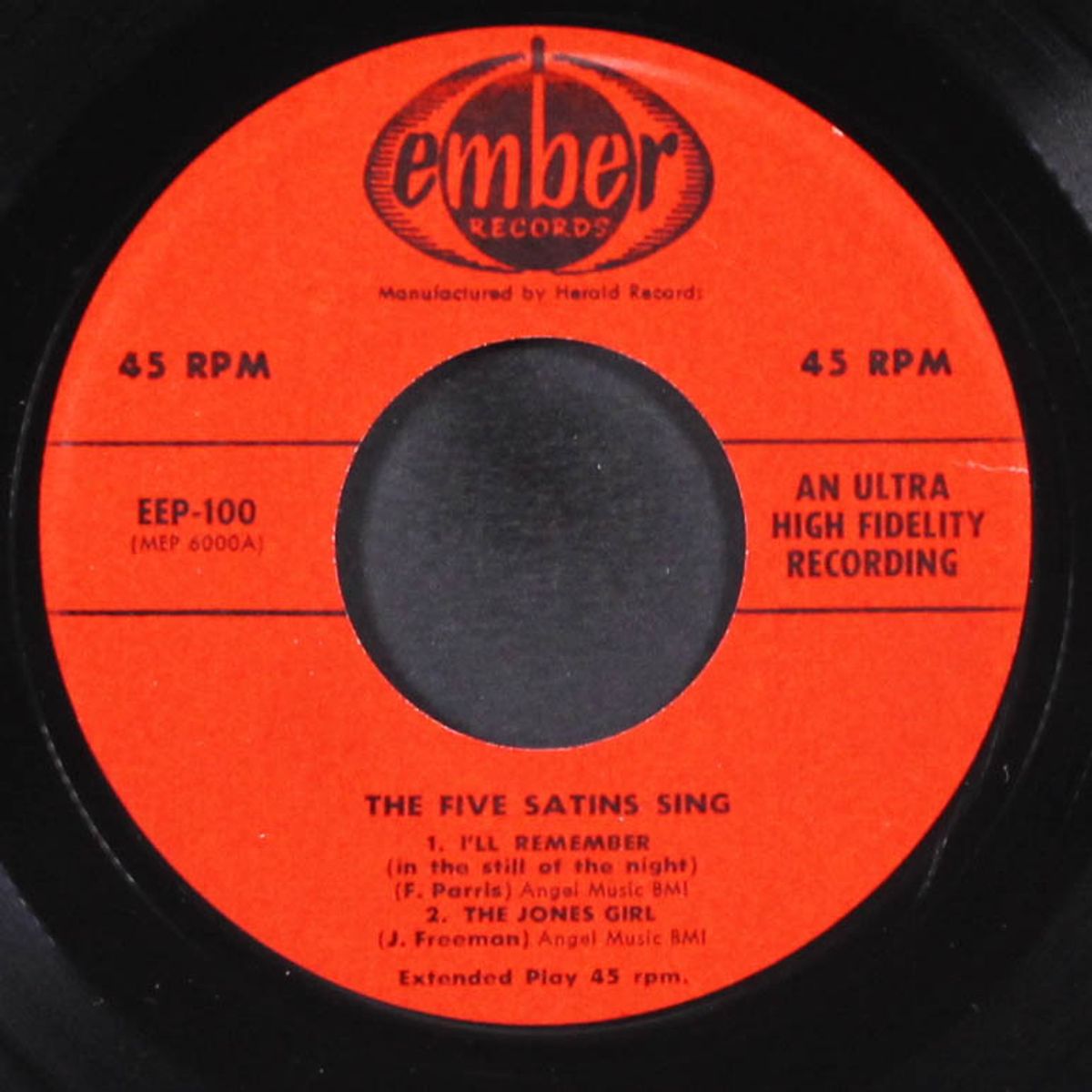 sing by FIVE SATINS