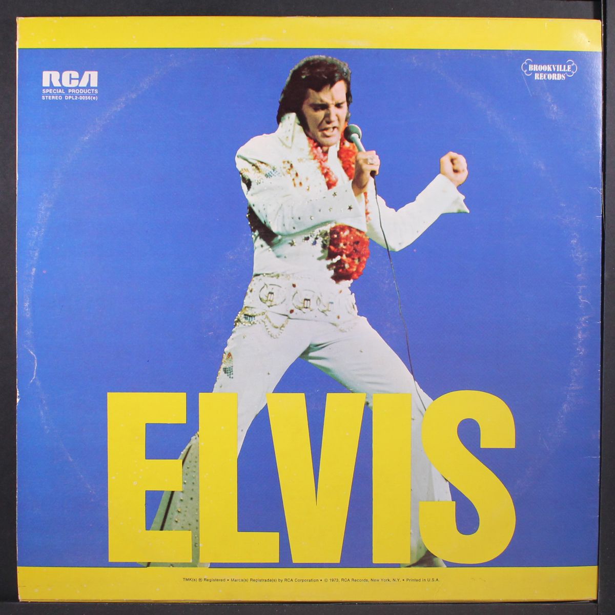 elvis commemorative album by ELVIS PRESLEY