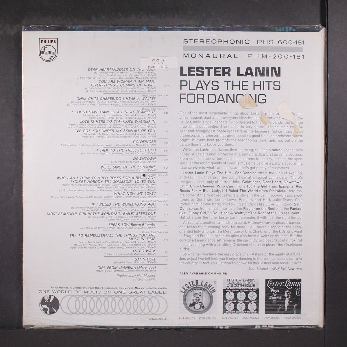 plays the hits for dancing by LESTER LANIN