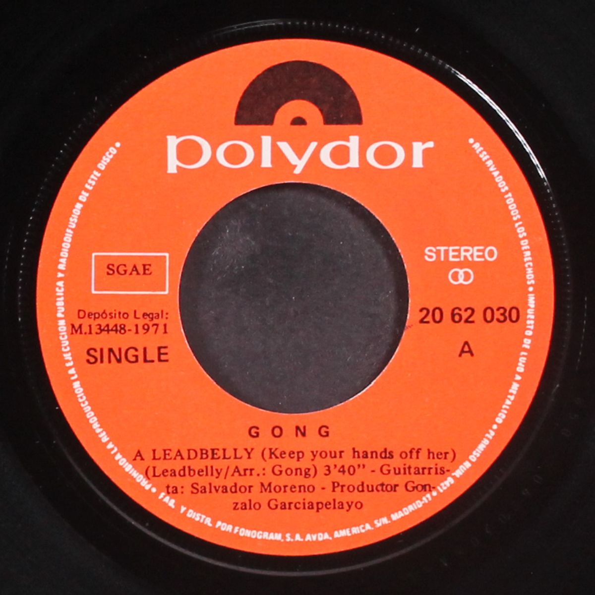 a leadbelly / hay un hombre dando vueltas by GONG