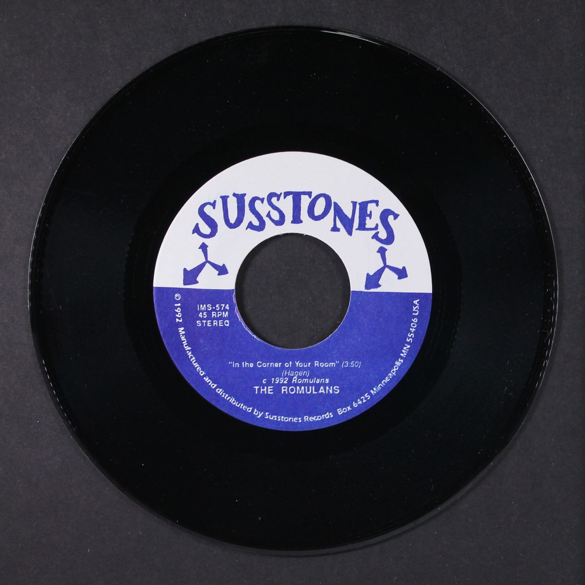 alias lovely / in the corner of your room by ROMULANS