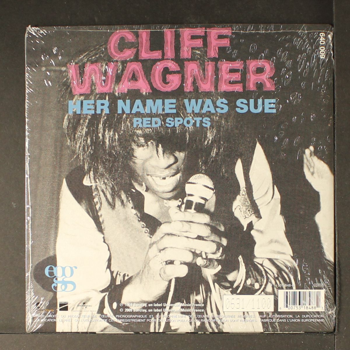 her name was sue / red spots by CLIFF WAGNER