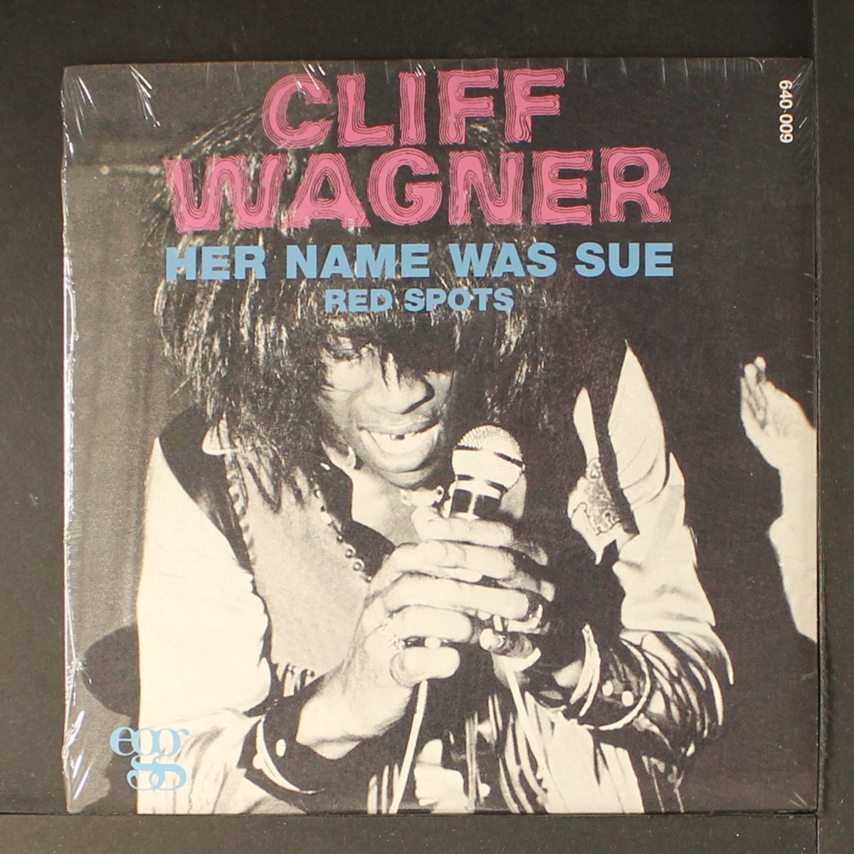her name was sue / red spots by CLIFF WAGNER