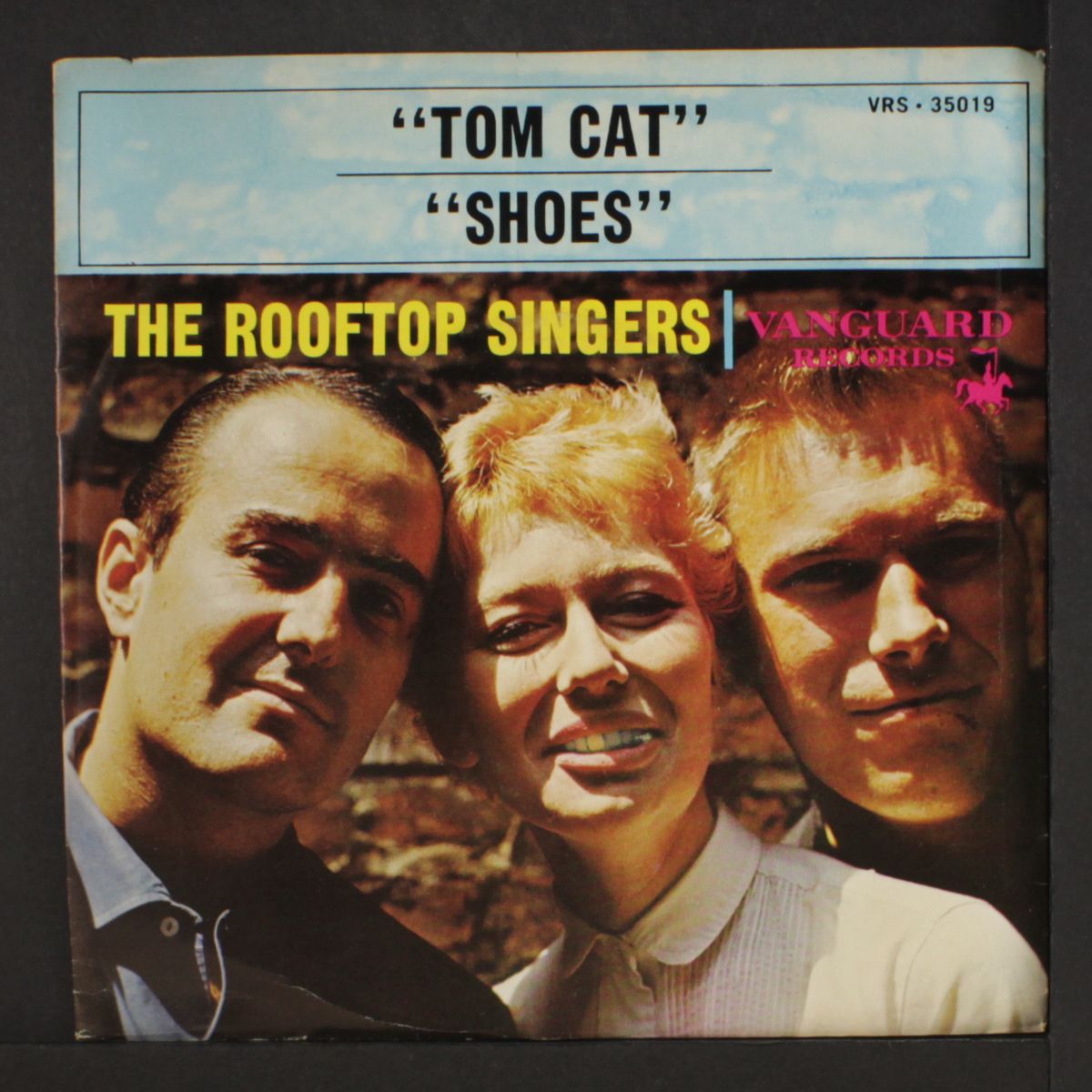 tom cat / shoes by ROOFTOP SINGERS