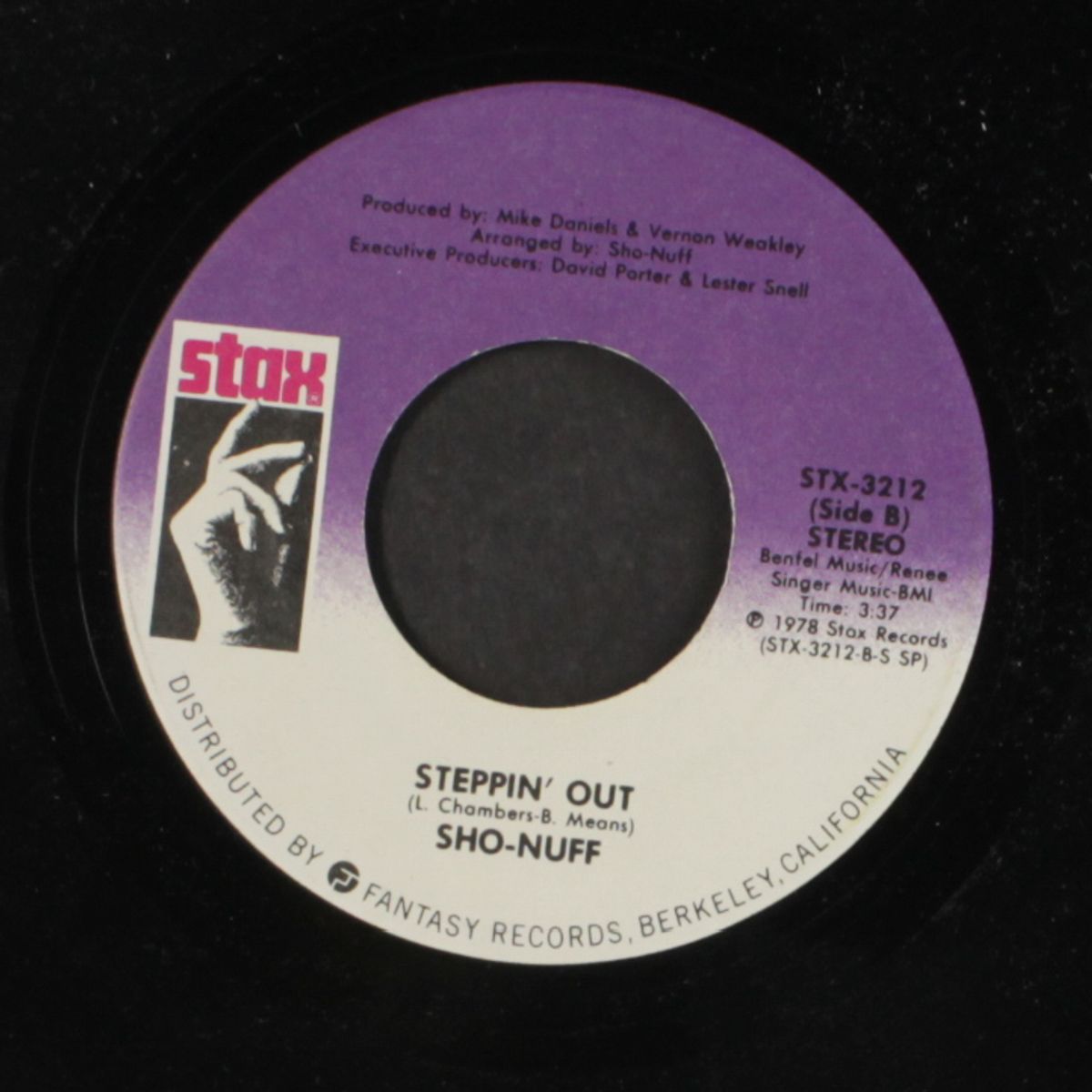 steppin' out / i live across the street by SHO-NUFF
