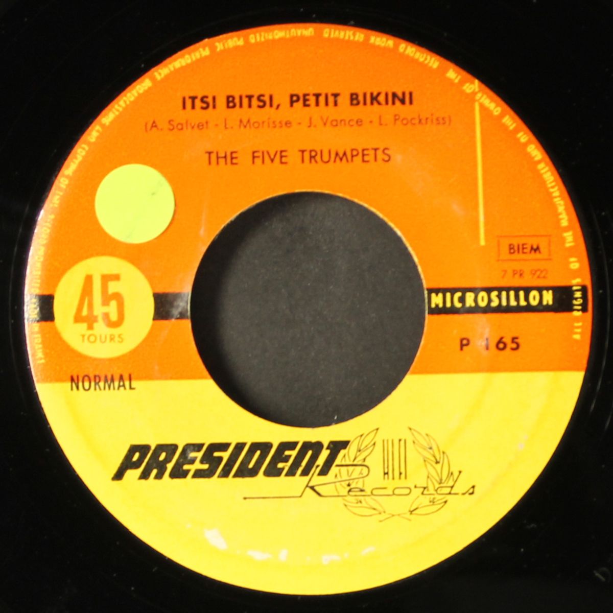 itsi bitsi, petit bikini / banjo boy by FIVE TRUMPETS