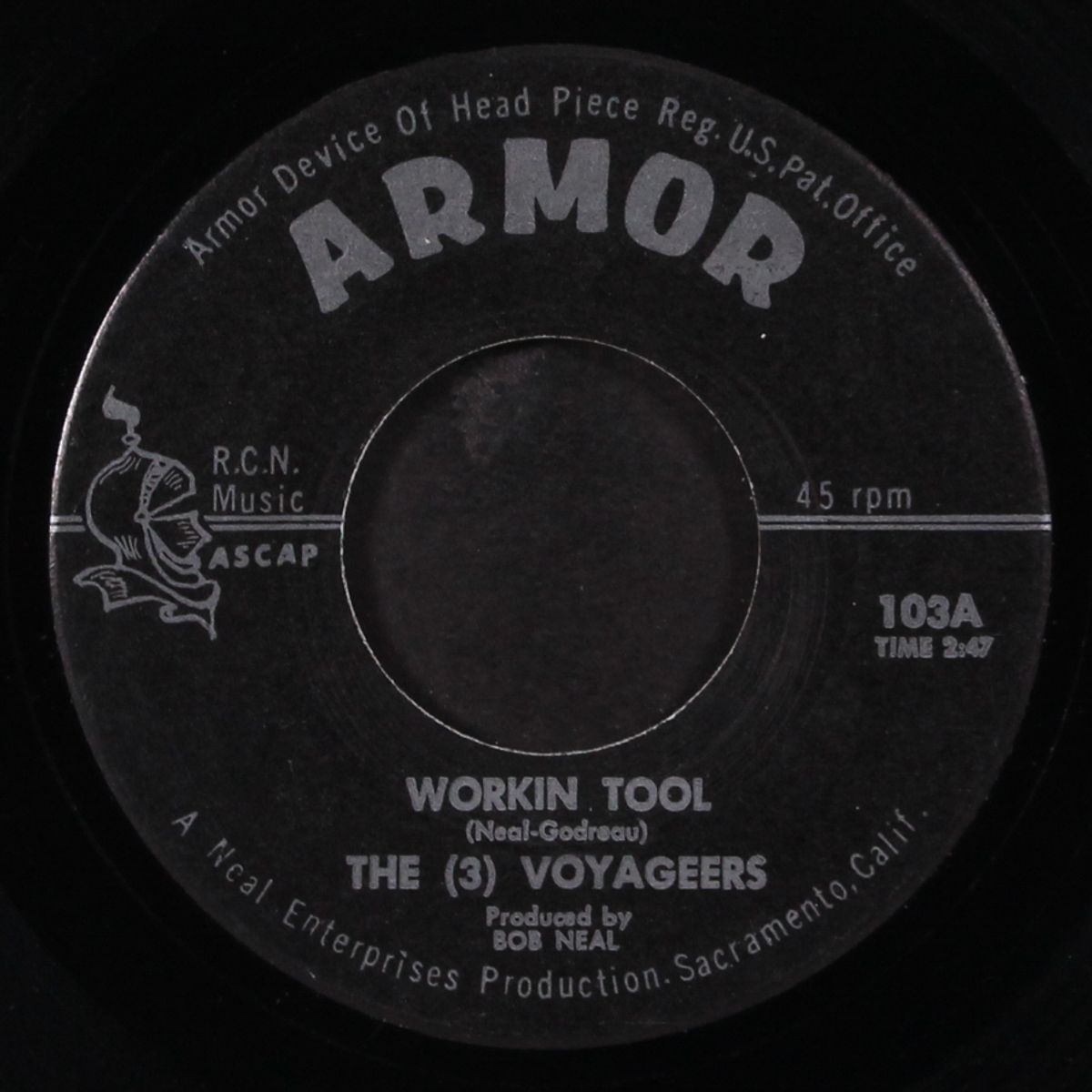 workin tool / mr. littles cats by VOYAGEERS