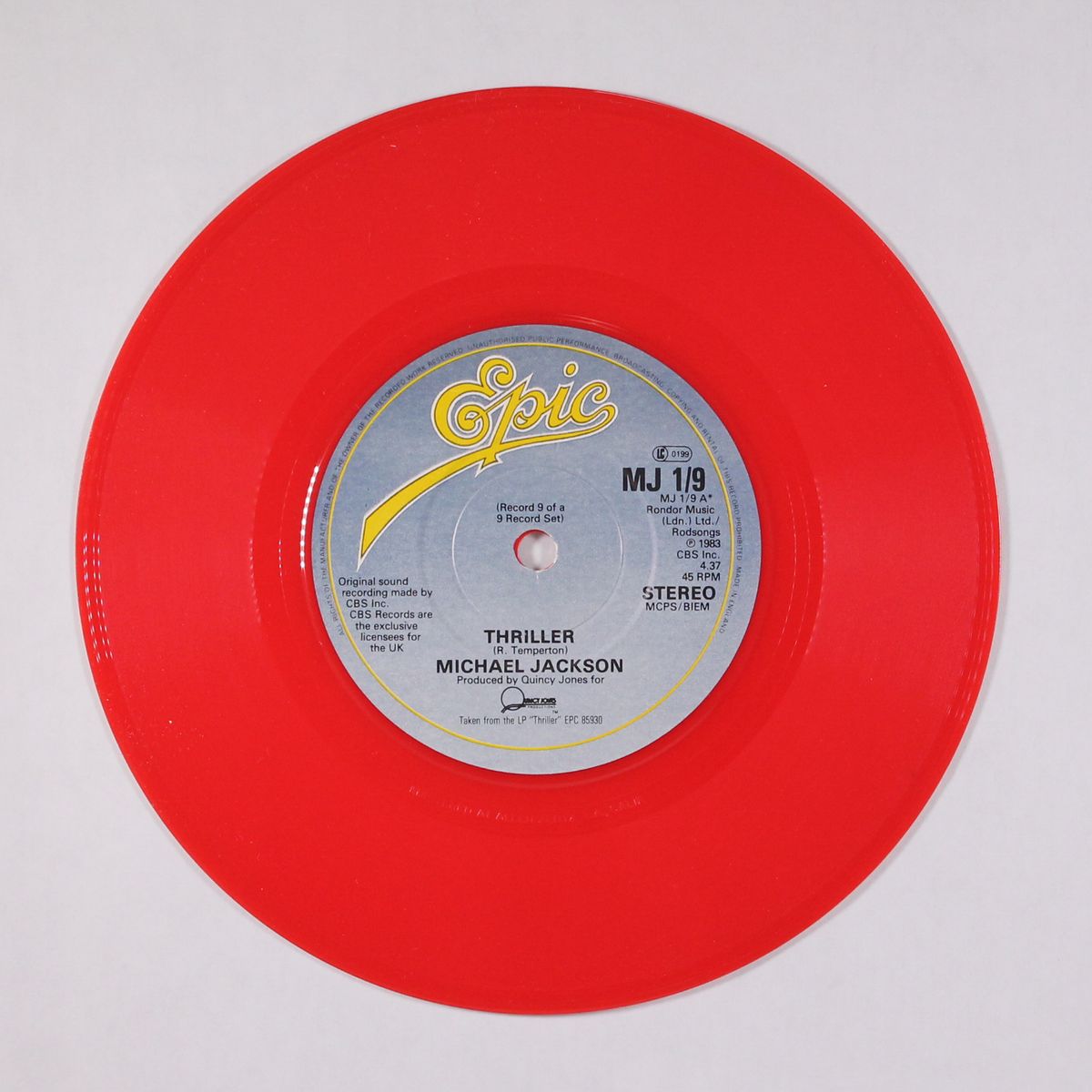thriller / things i do for you (live) by MICHAEL JACKSON