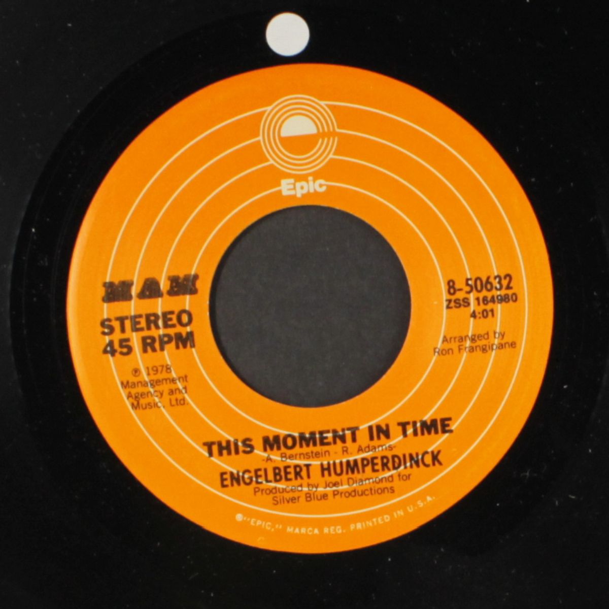 this moment in time / mono by ENGELBERT HUMPERDINCK