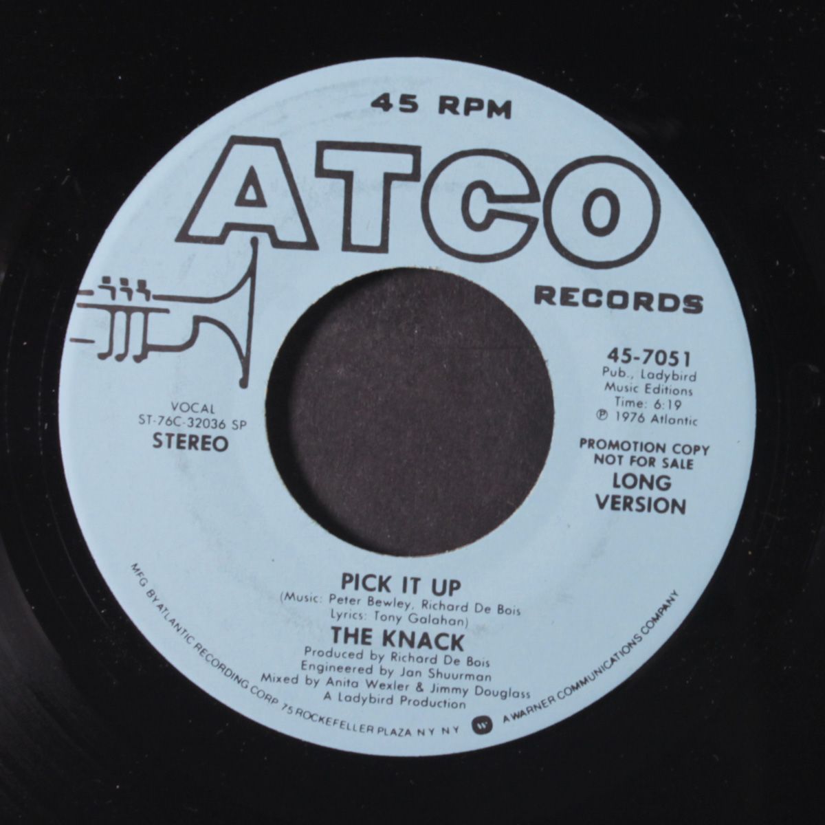 pick it up / short by KNACK