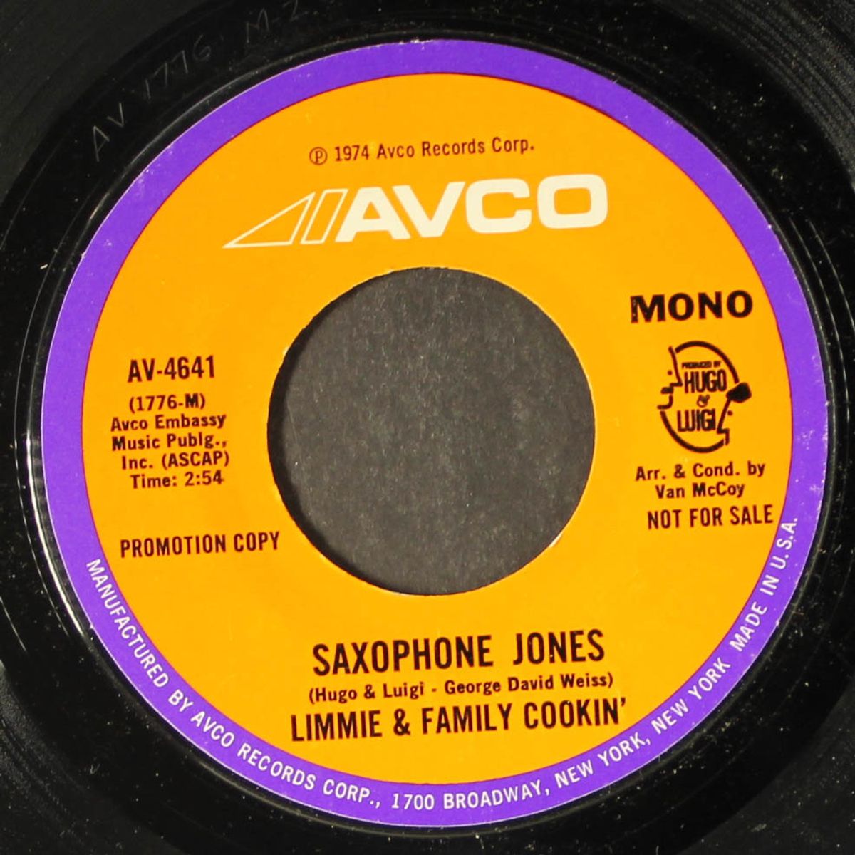 saxophone jones / mono by LIMMIE & FAMILY COOKIN'