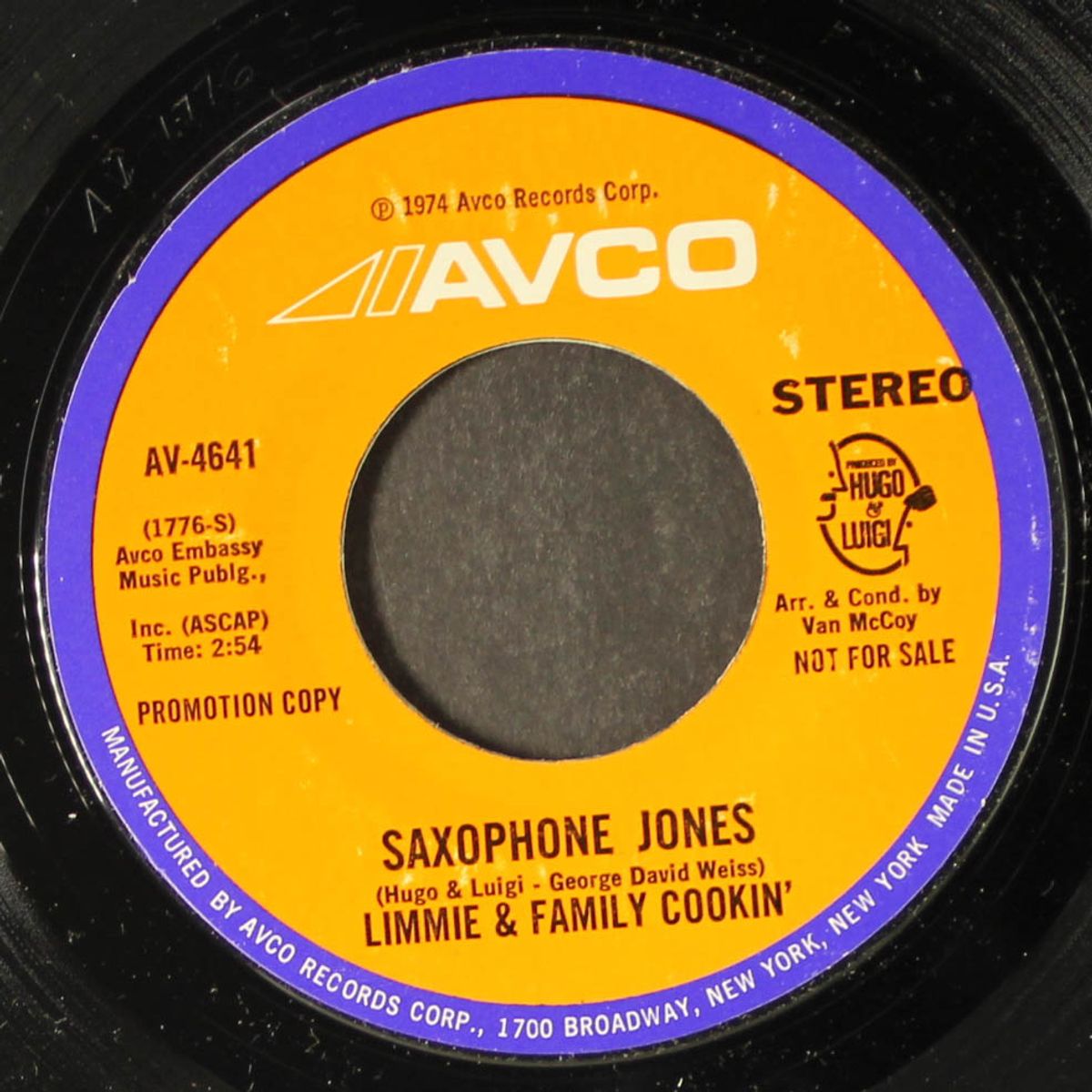 saxophone jones / mono by LIMMIE & FAMILY COOKIN'