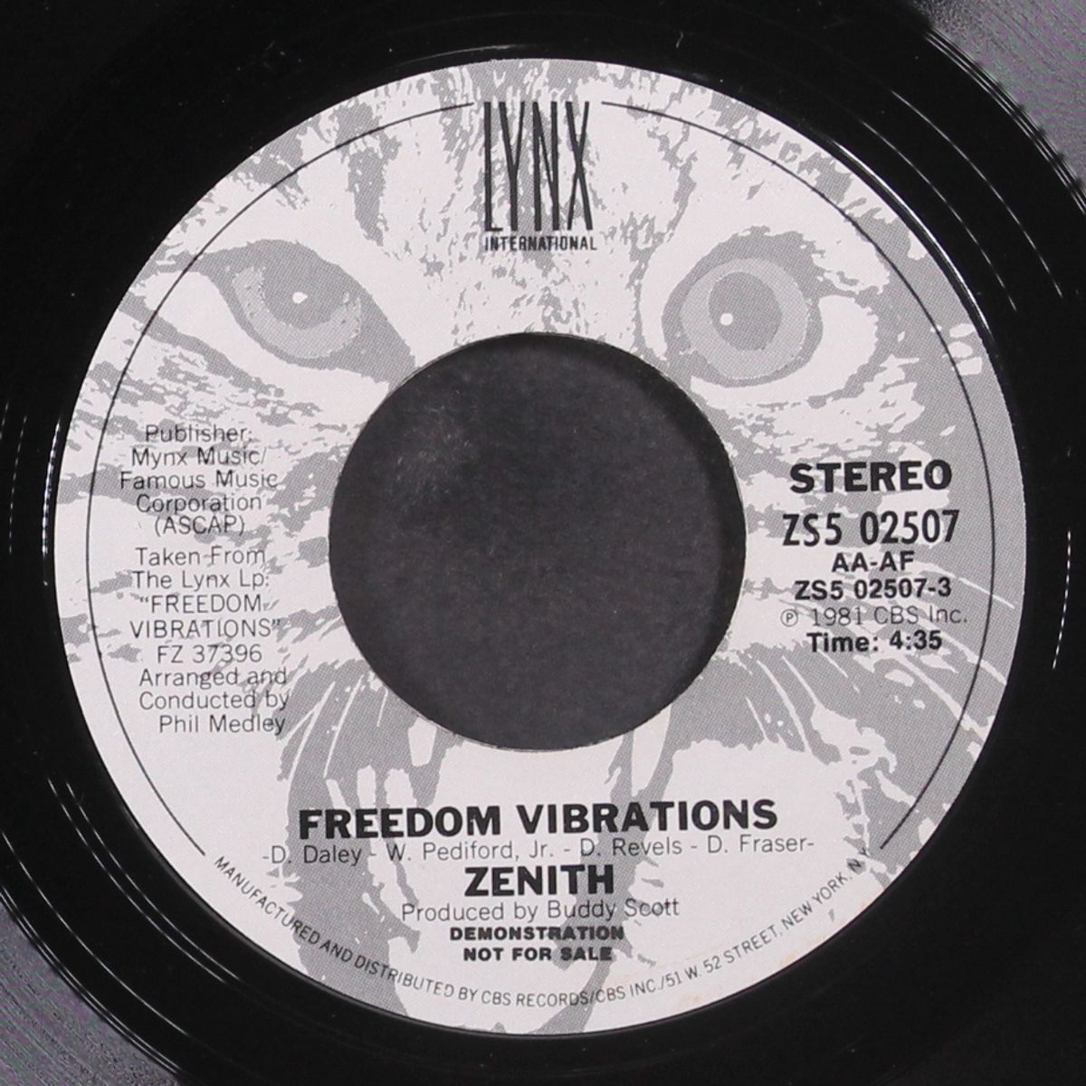 freedom vibrations / same by ZENITH