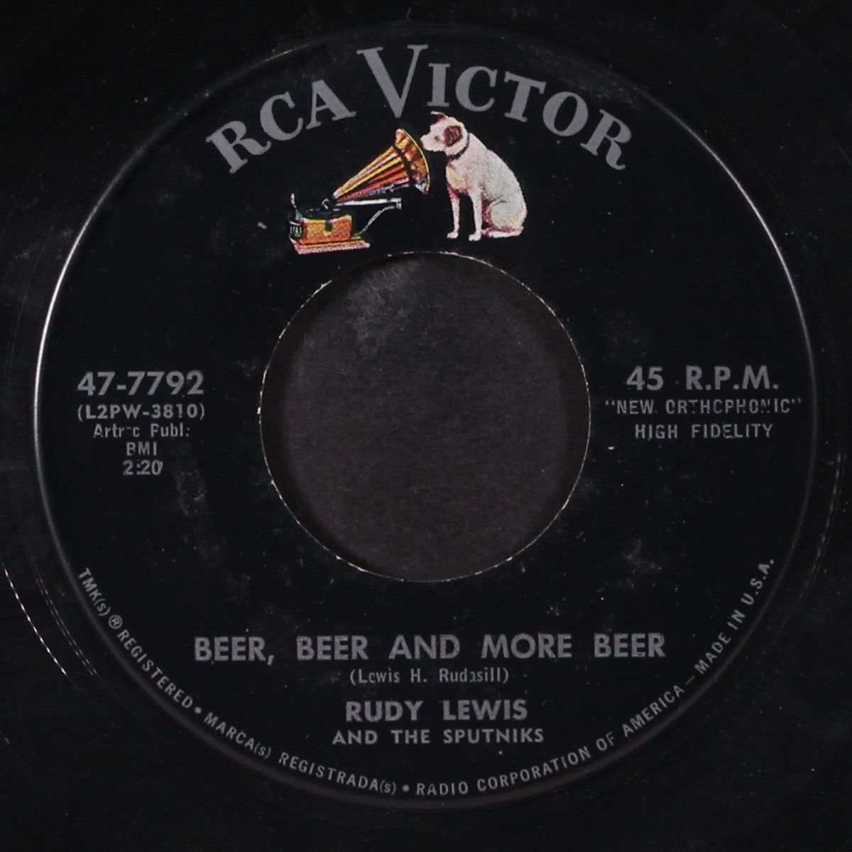 beer, beer and more beer / moonbeam by RUDY LEWIS & SPUTNIKS