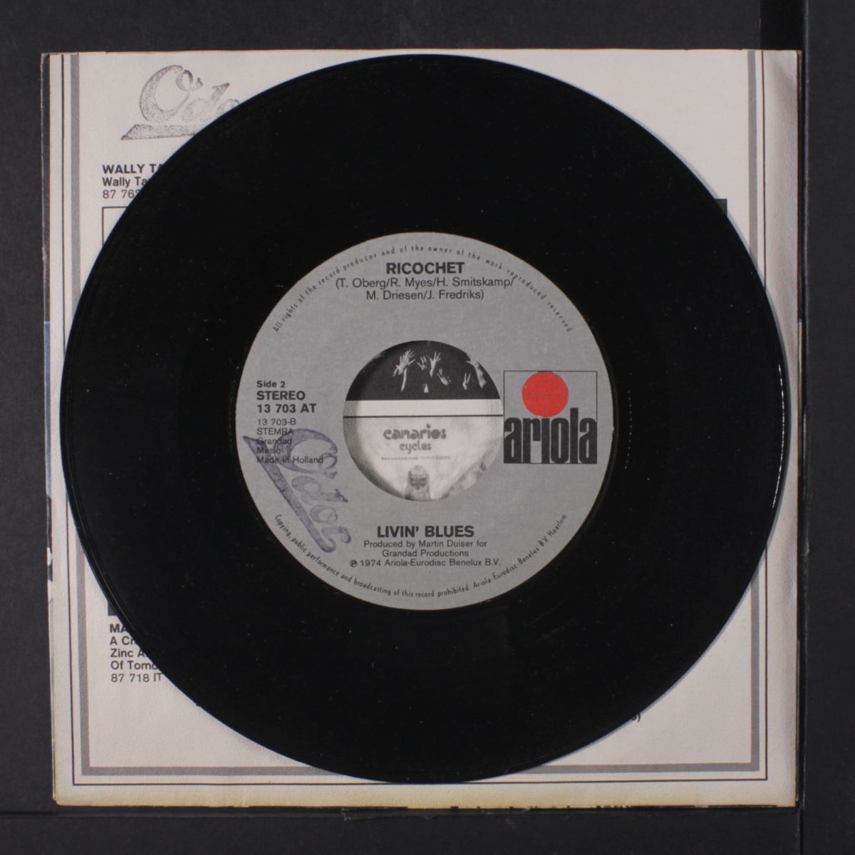 boogie woogie woman / ricochet by LIVIN' BLUES