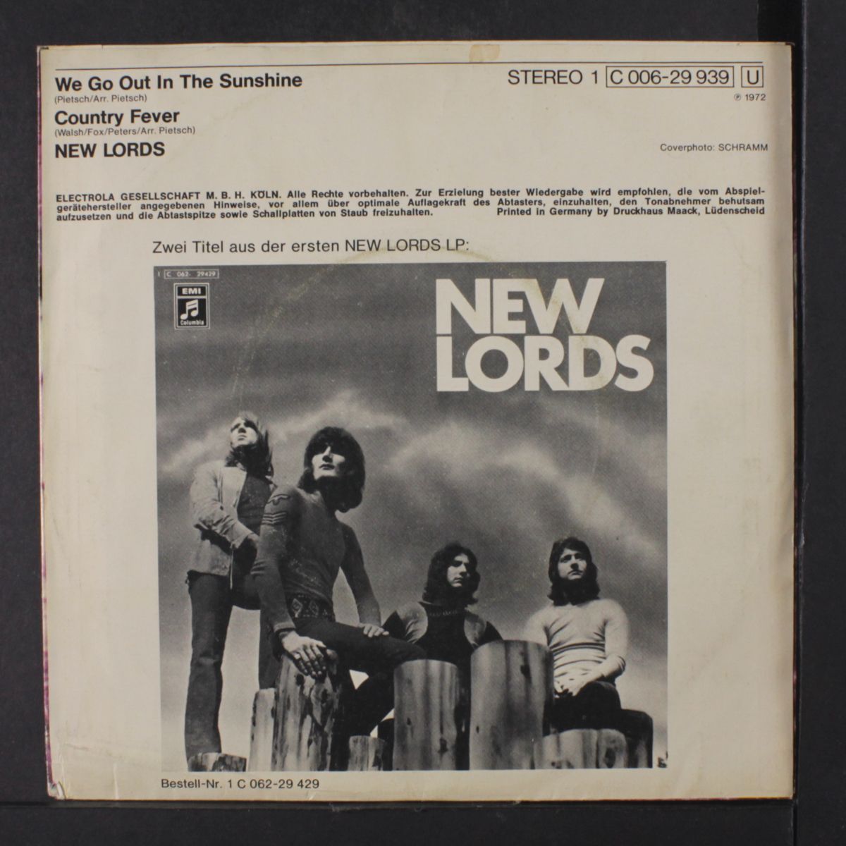 we go out in the sunshine / country fever by NEW LORDS