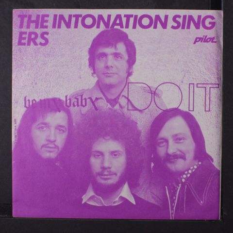 INTONATION SINGERS