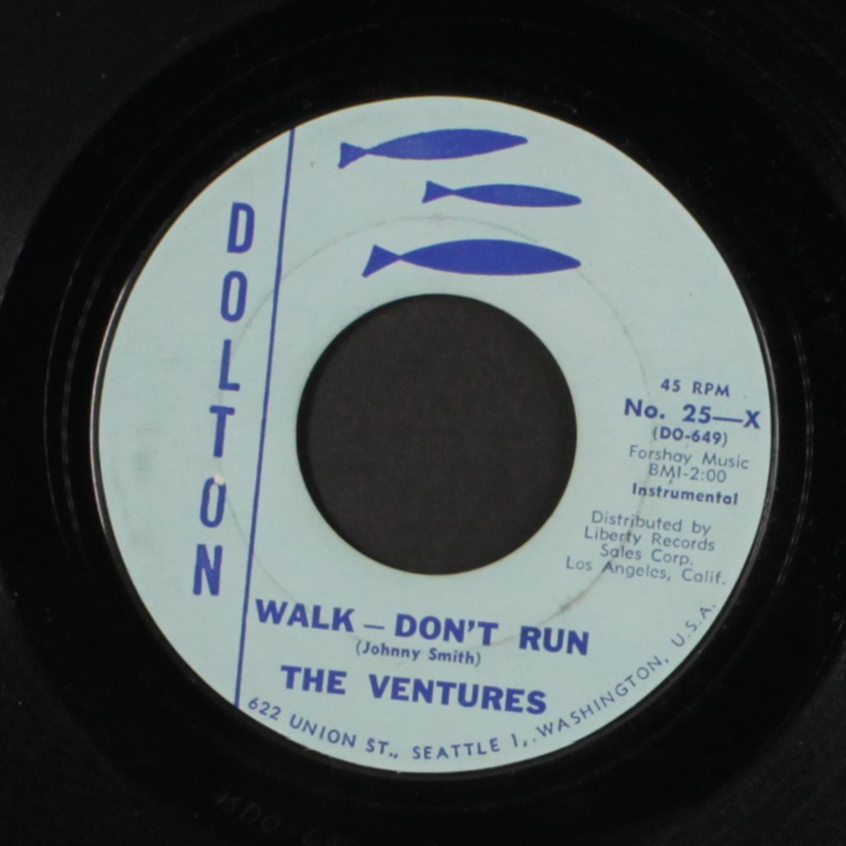 walk - don't run / the mccoy by VENTURES