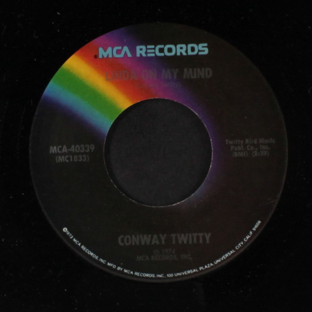 linda on my mind / she's just not over you yet by CONWAY TWITTY