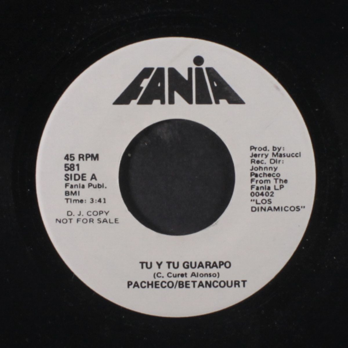 tu y tu guarapo / con los pies camino by PACHECO & BETANCOURT