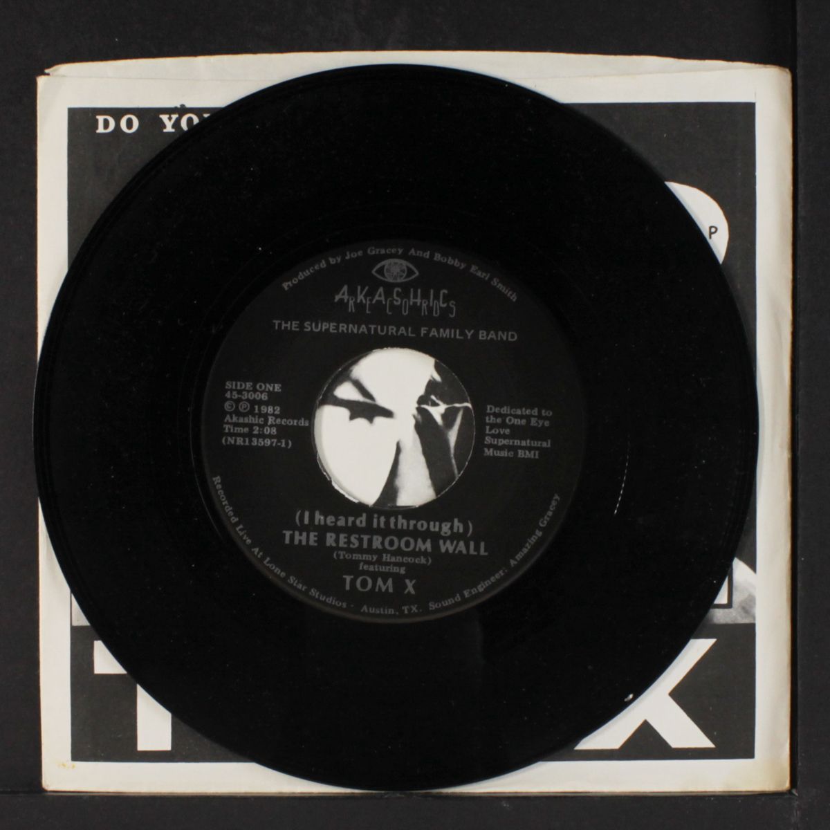 the rest room wall / dallas by SUPERNATURAL FAMILY BAND