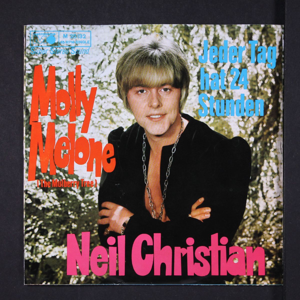 molly melone / jeder tag hat 24 stunden by NEIL CHRISTIAN
