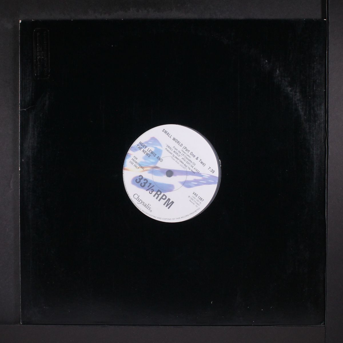 small world / short by HUEY LEWIS & NEWS