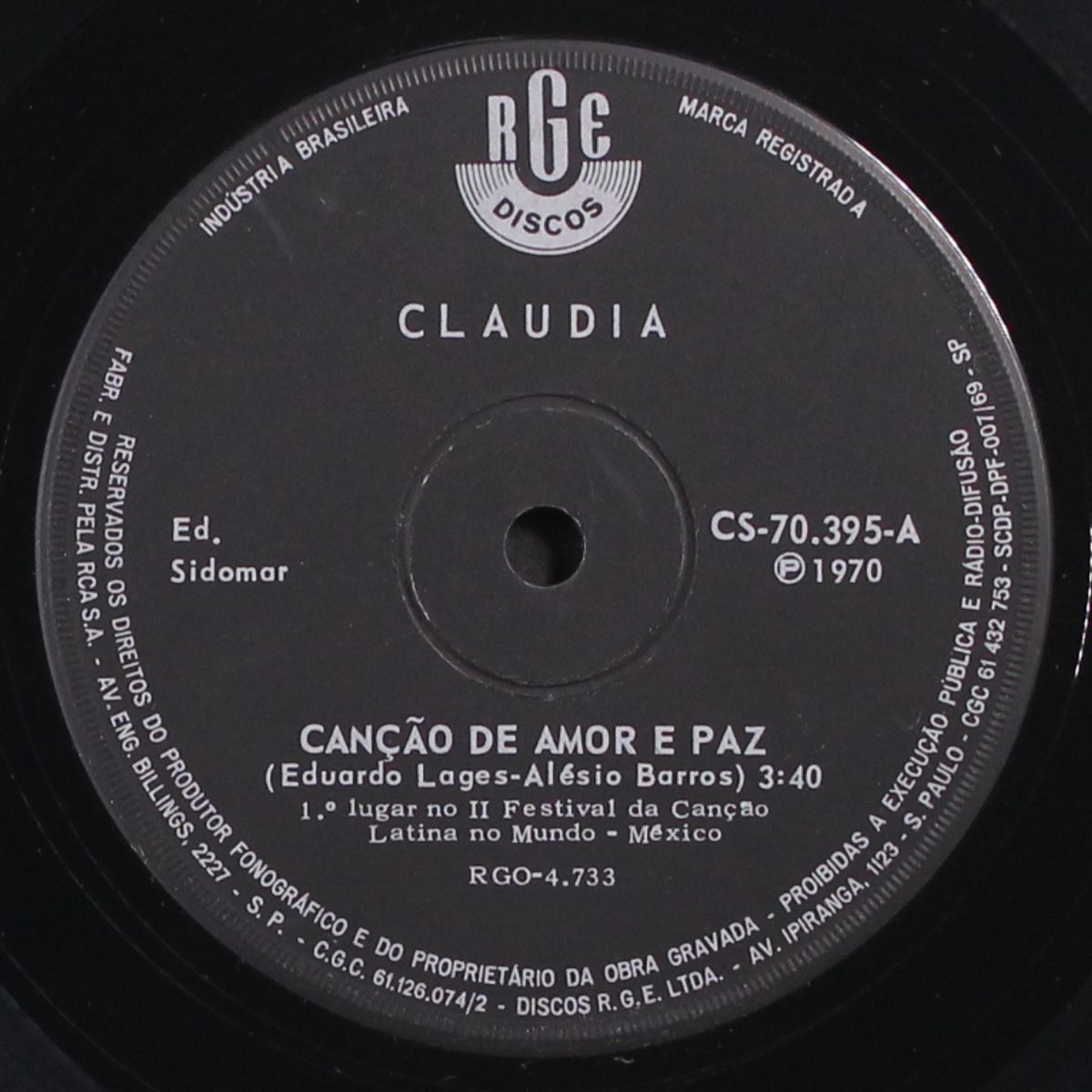 macumba / cancao de amor e paz by CLAUDIA