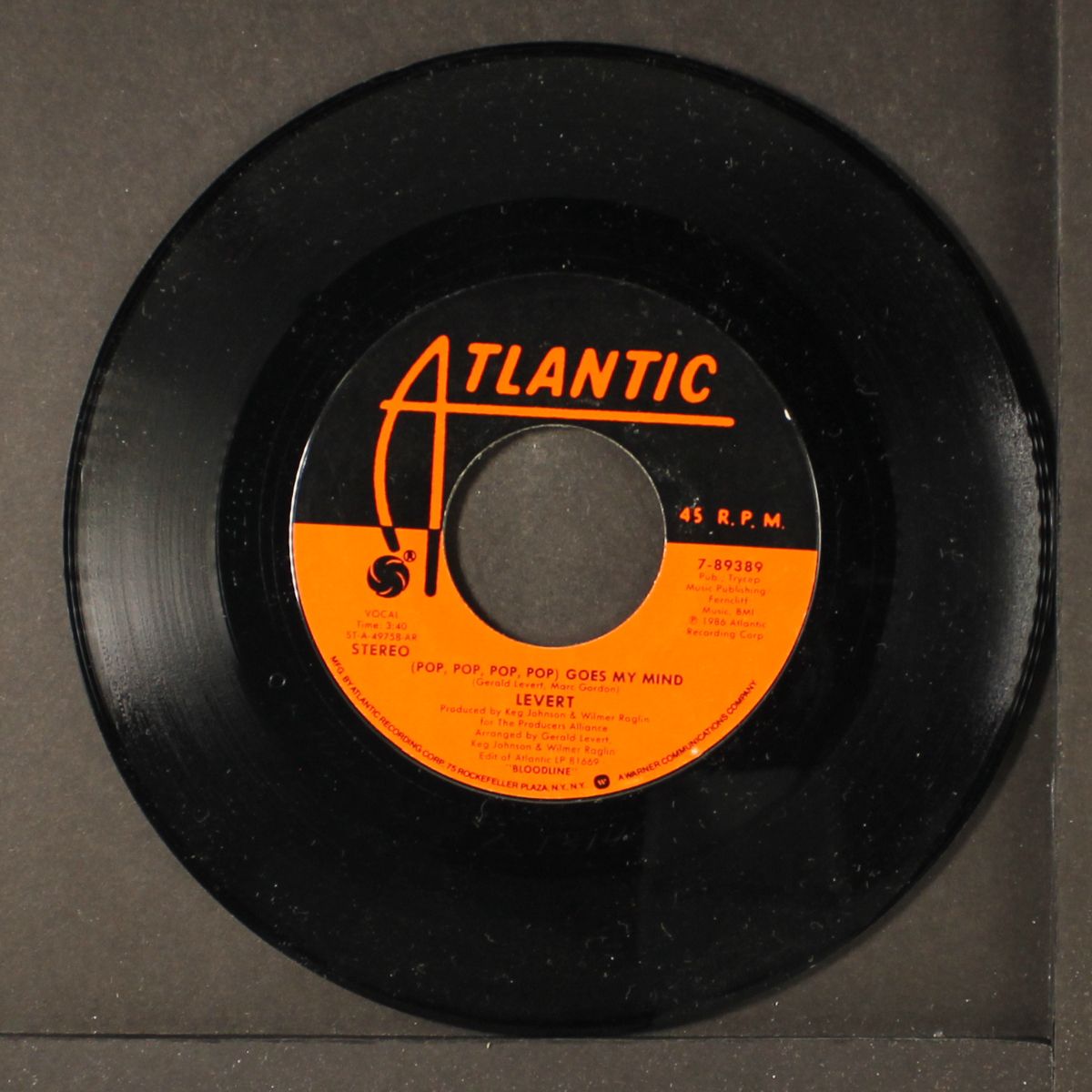 pop pop pop / looking for love by LEVERT