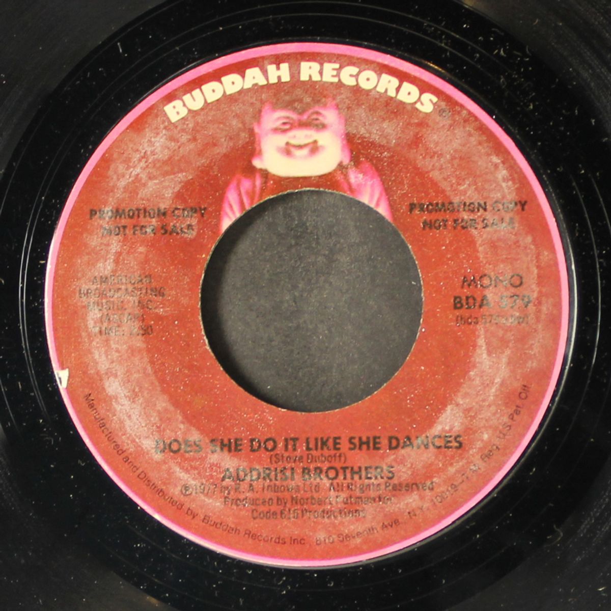does she do it like she dances / mono by ADDRISI BROTHERS