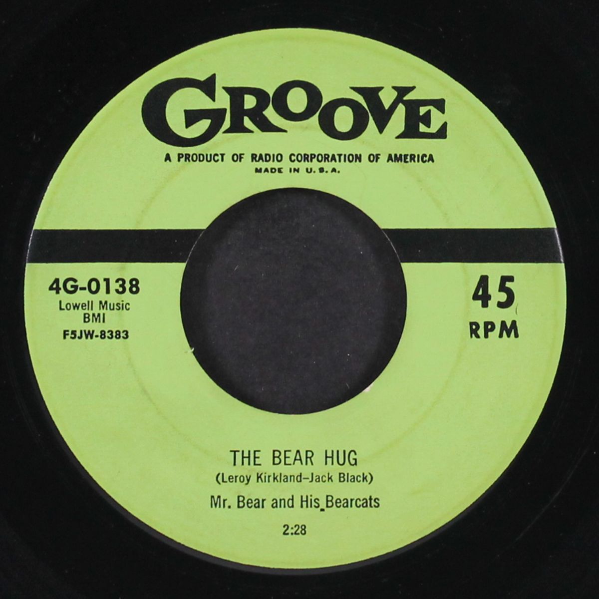 peek-a-boo / the bear hug by MR. BEAR & BEARCATS