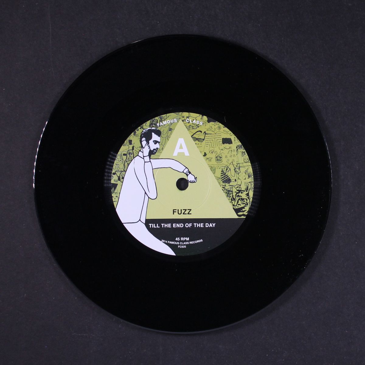 till the end of the day / free the freaks by FUZZ / CCR HEADCLEANER