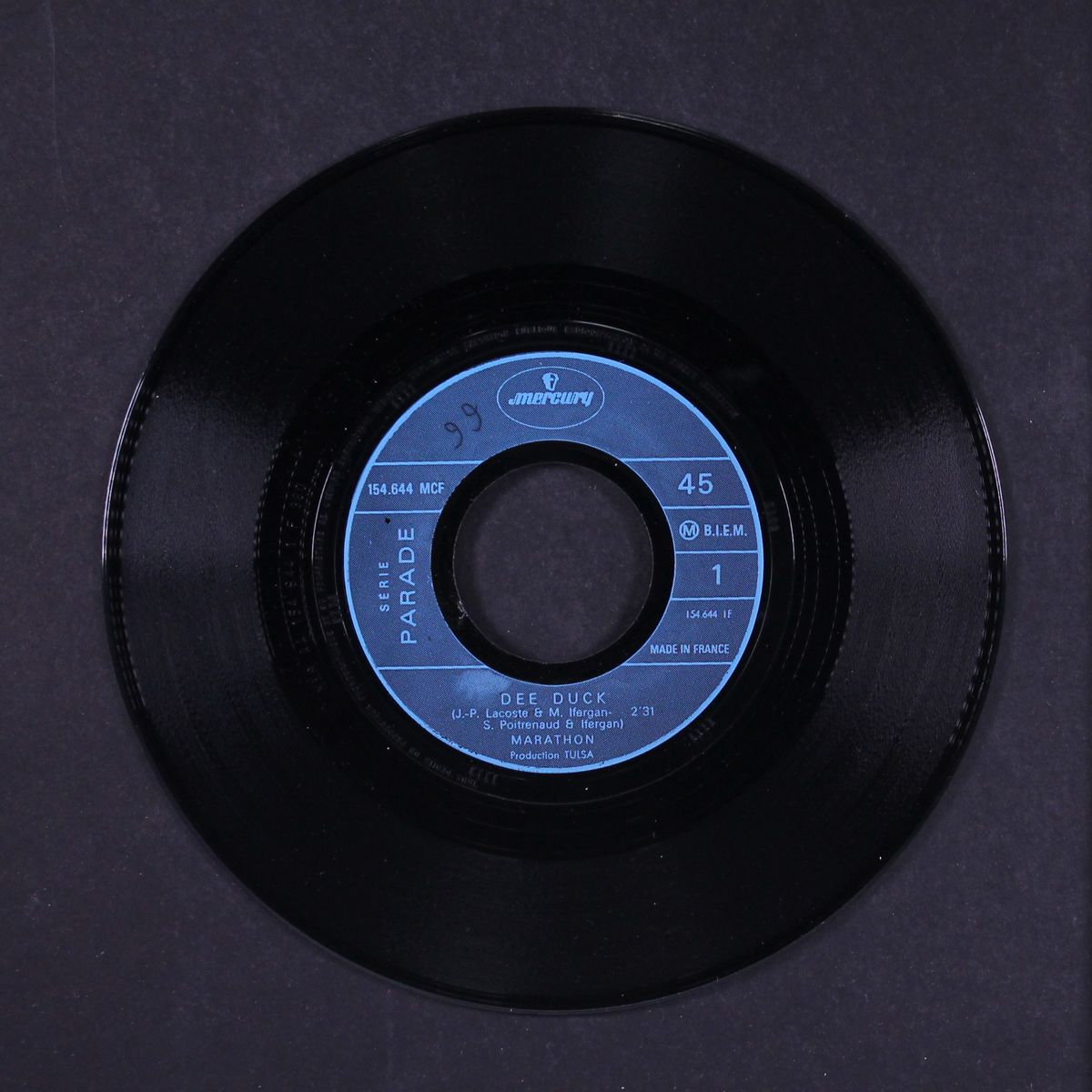 dee duck / au coeur de la nuit by MARATHON