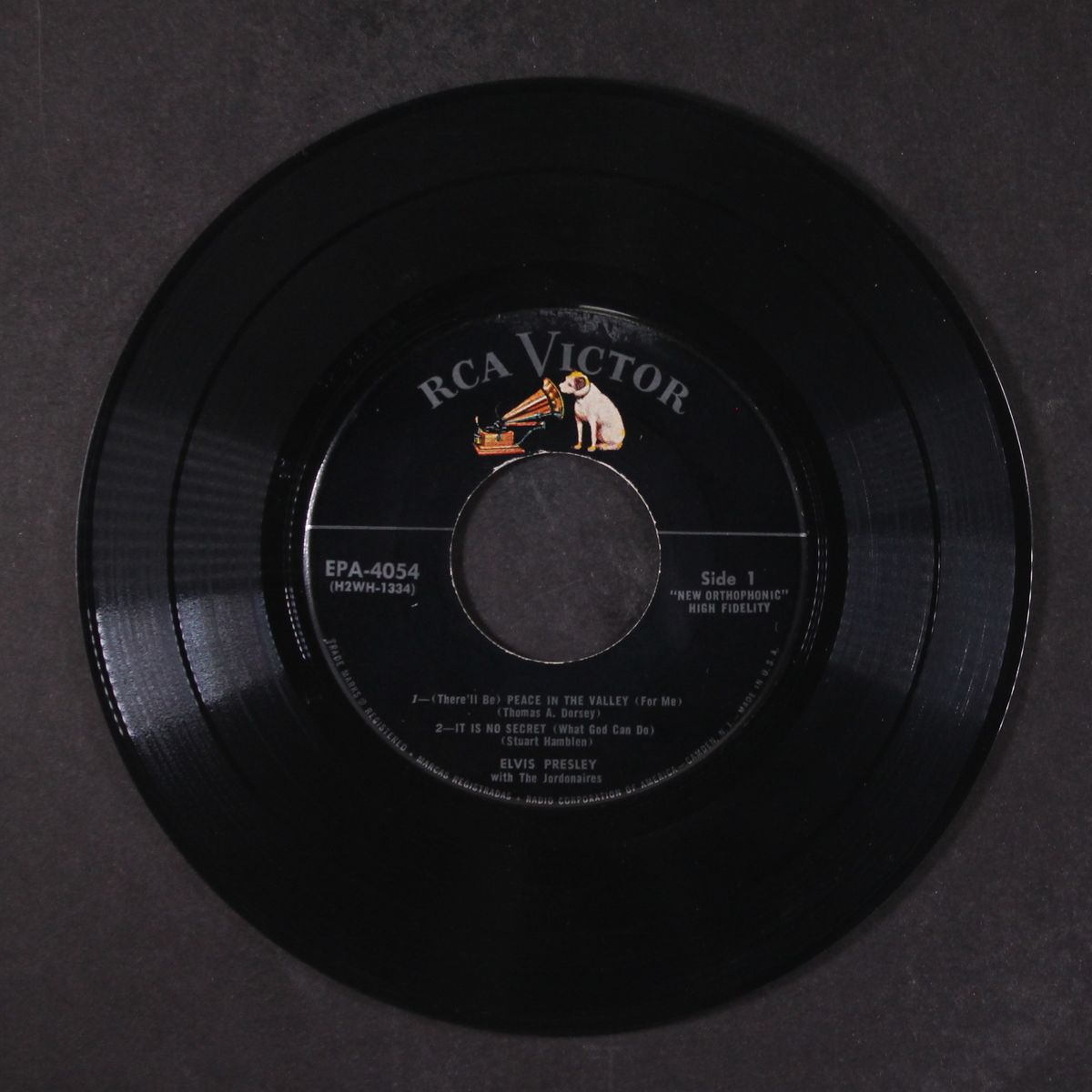 peace in the valley + 3 by ELVIS PRESLEY
