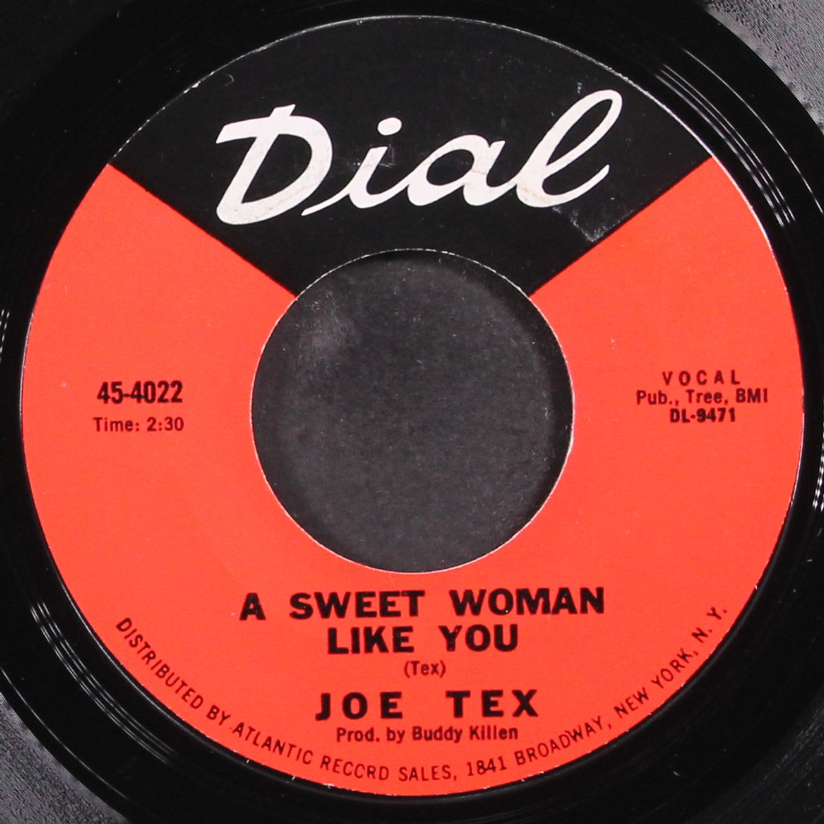 close the door / a sweet woman like you by JOE TEX