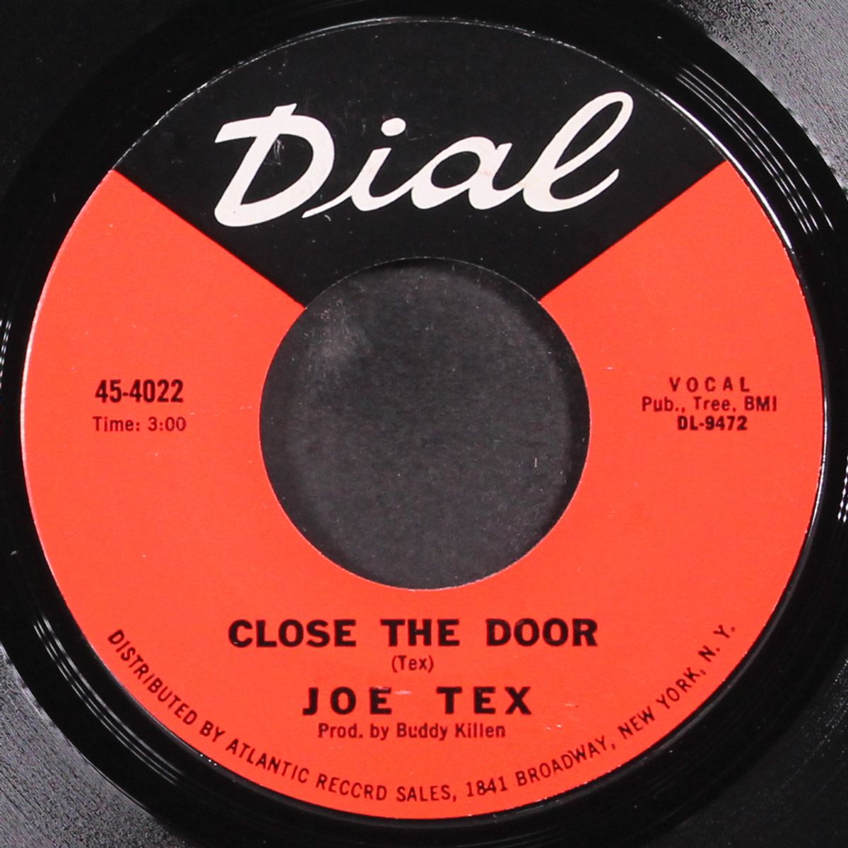 close the door / a sweet woman like you by JOE TEX