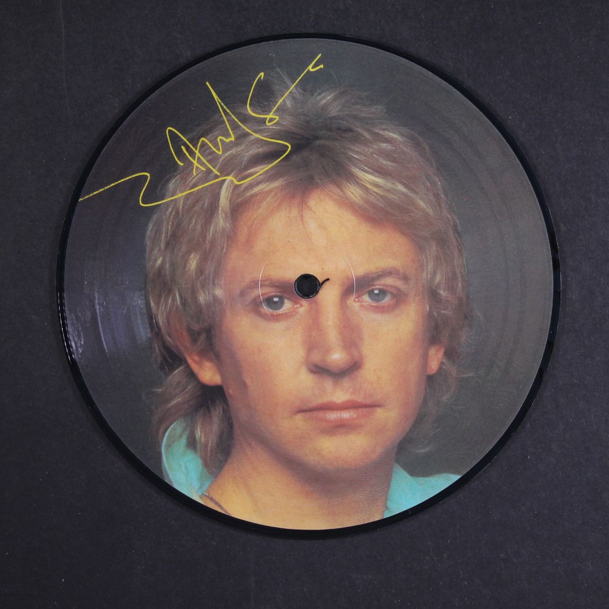 wrapped around your finger / someone to talk to by POLICE