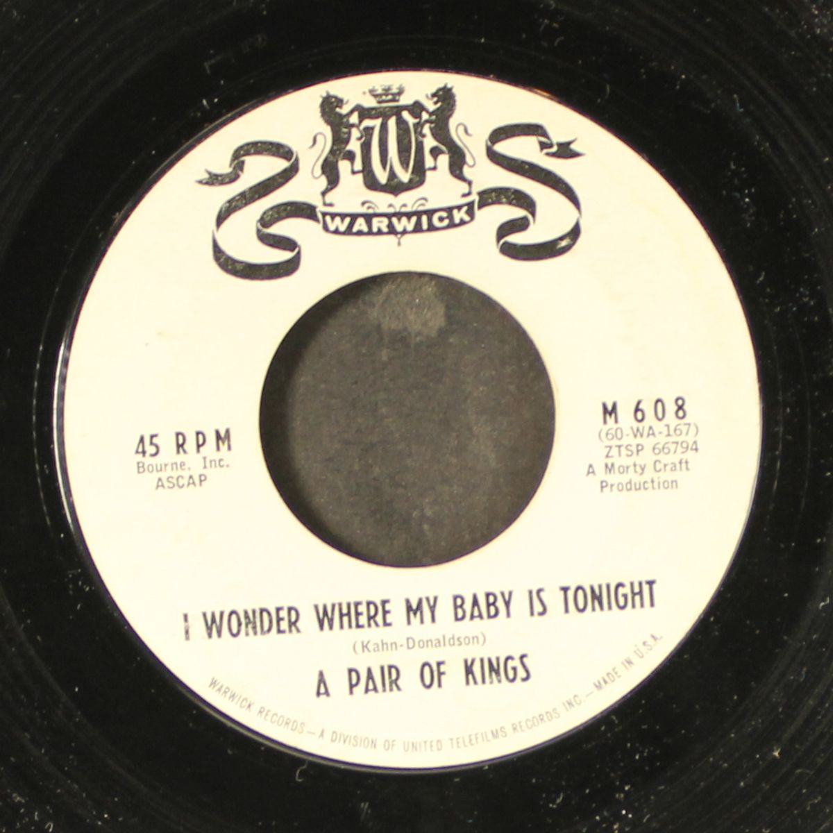 just two guys / i wonder where my baby is tonight by A PAIR OF KINGS