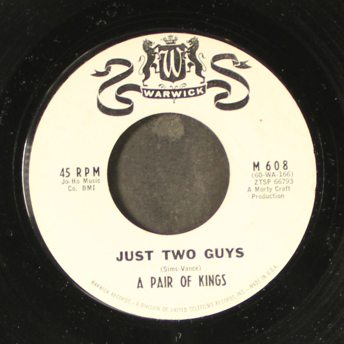 just two guys / i wonder where my baby is tonight by A PAIR OF KINGS