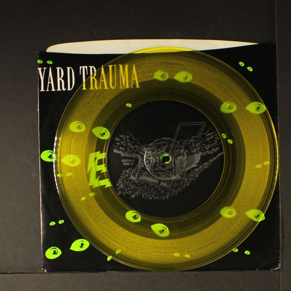 eyes +2 by YARD TRAUMA
