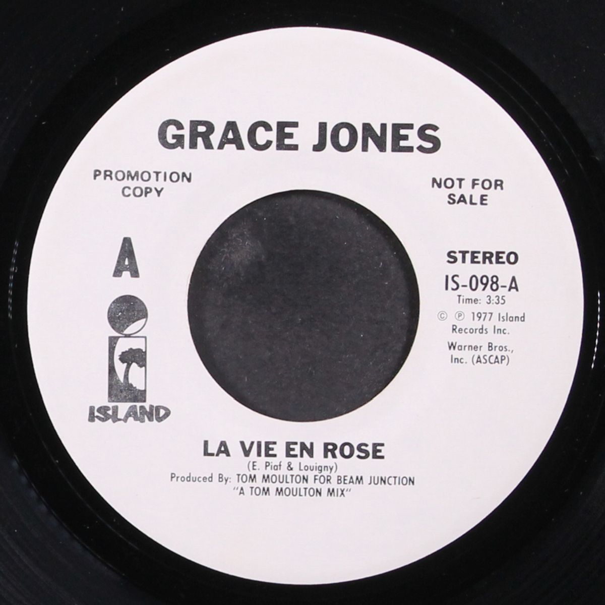 la vie en rose by GRACE JONES
