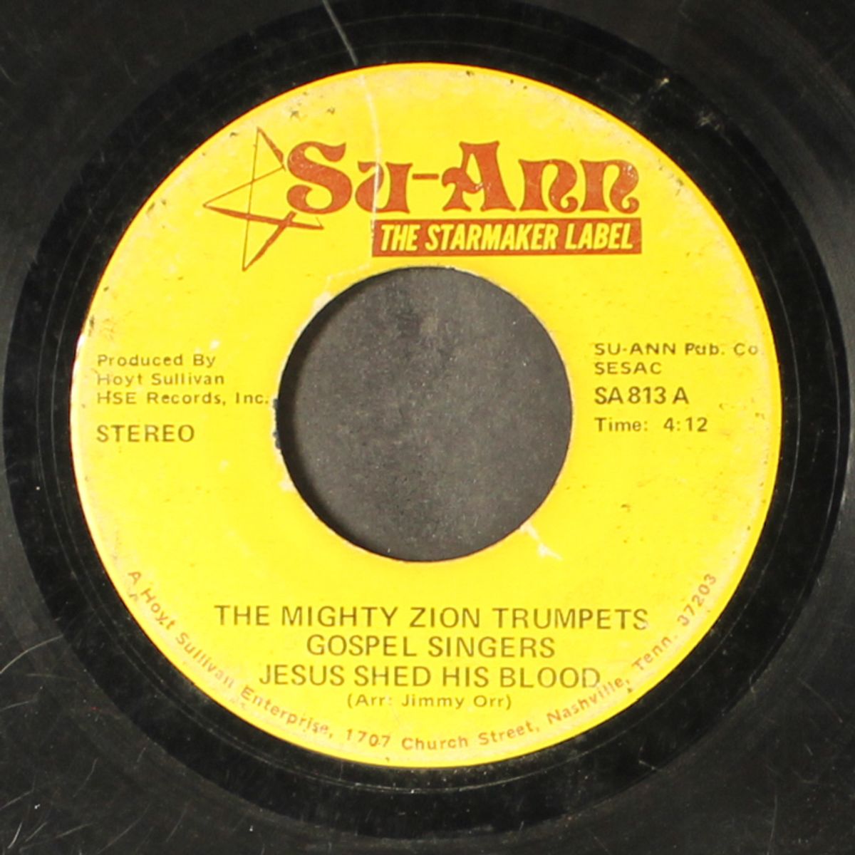 don't leave me alone / jesus shed his blood by MIGHTY ZION TRUMPETS GOSPEL SINGERS