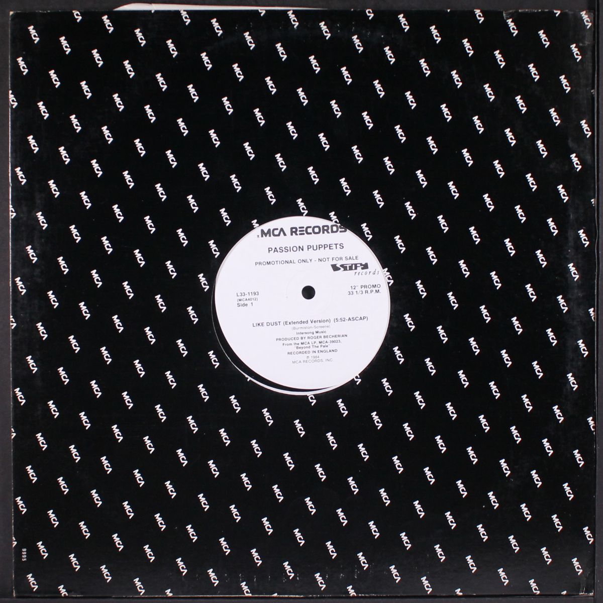 like dust / short by PASSION PUPPETS