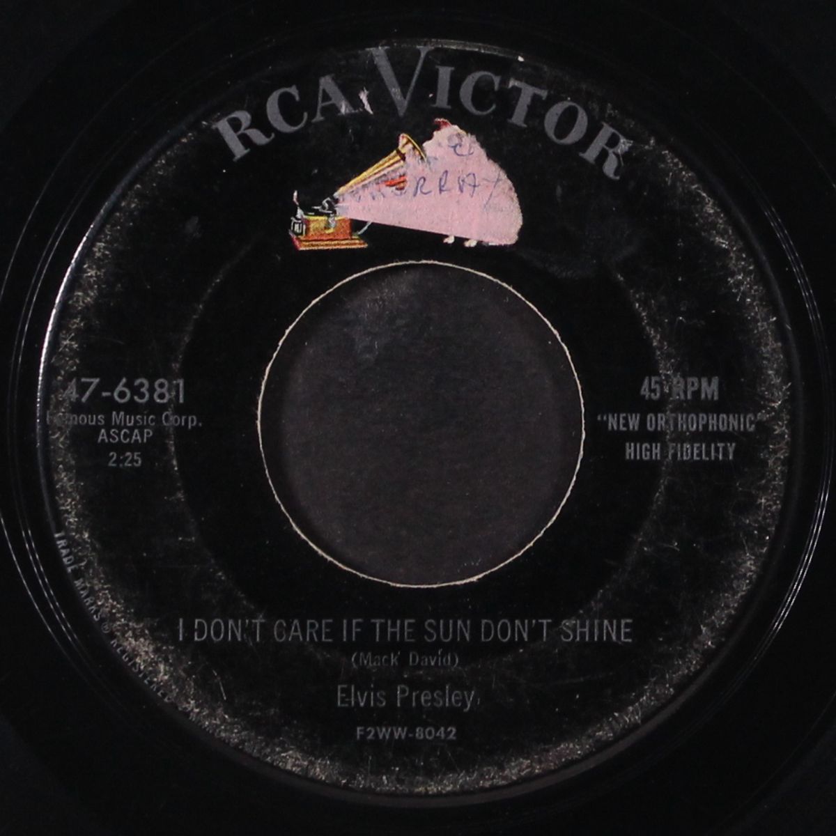 good rockin' tonight / i don't care if the sun don't shine by ELVIS PRESLEY