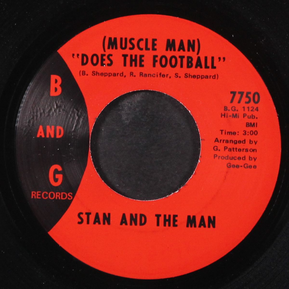 does the football / heavy-heavy by STAN AND THE MAN